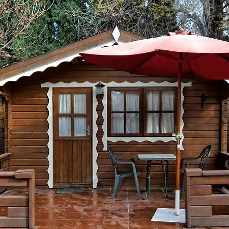 Reina Isabel Campsite La Zubia (Granada)
